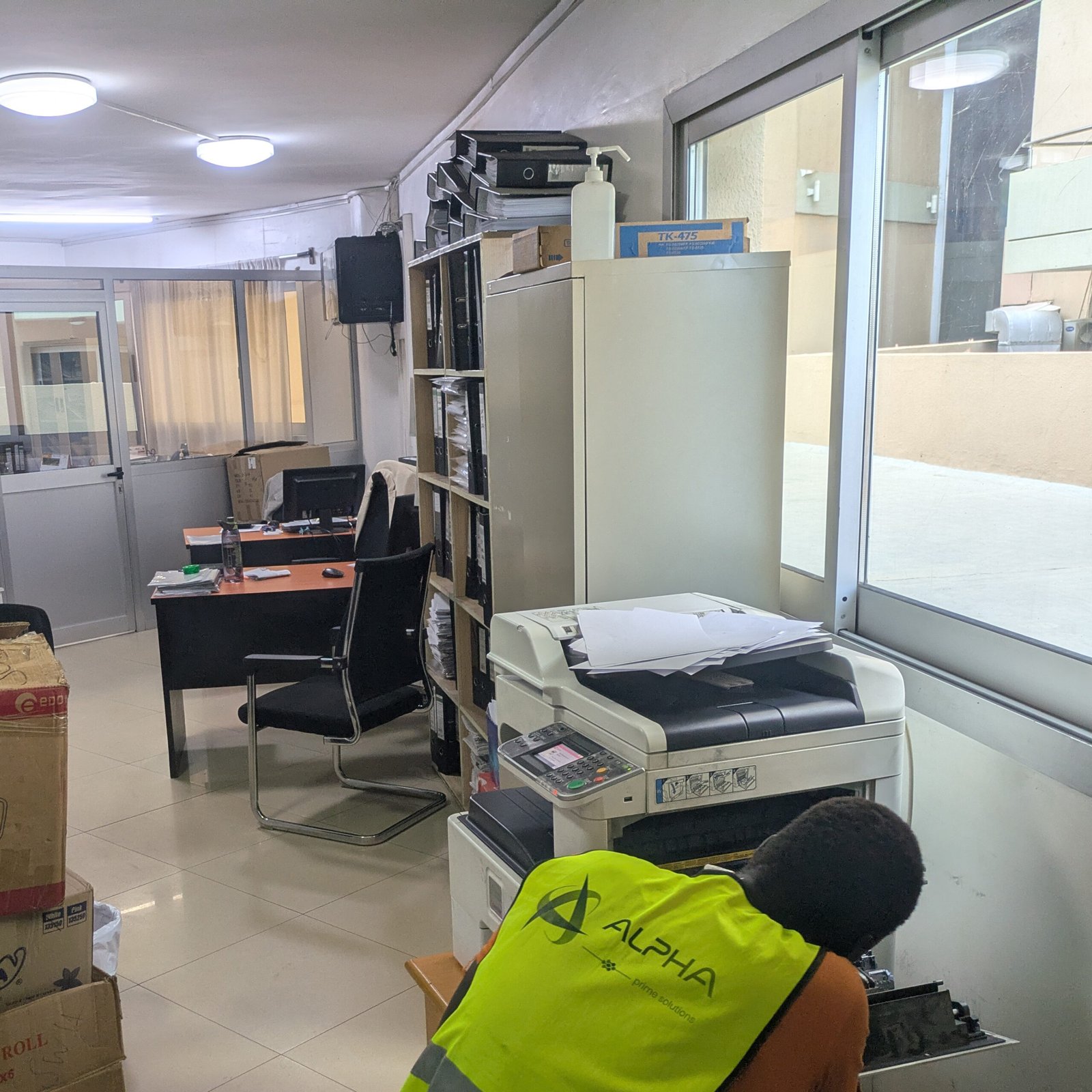 Services pxl 20260422 114906794